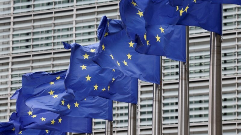 ევროკომისია სექტემბერში რუსეთის წინააღმდეგ სანქციების მე-19 პაკეტის დამტკიცებას გეგმავს