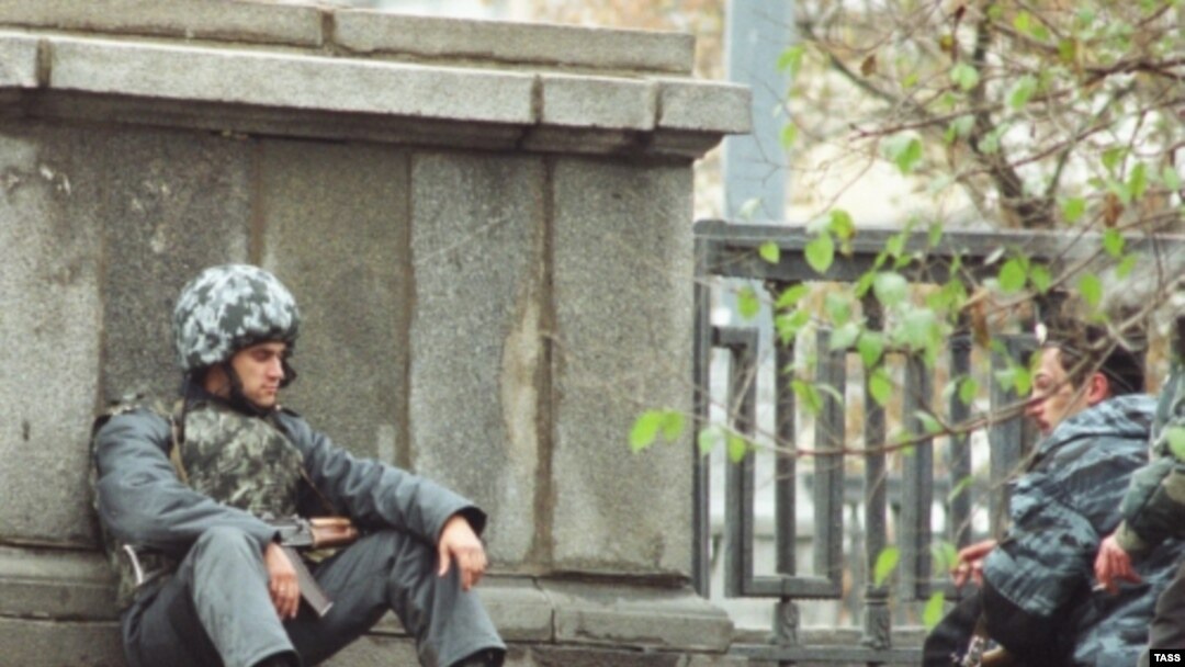 «Республика, которая в 1999 году была мирной и безопасной зоной, сейчас не кажется таковой»