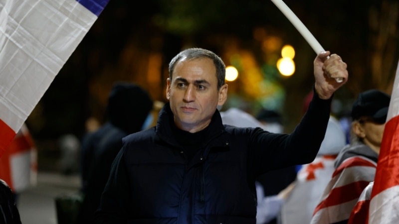 მეუღლის ცნობით, ბაქოში დააკავეს საქართველოდან გაძევებული ჟურნალისტი აფგან სადიგოვი