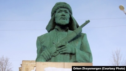 Ирина брюнетка сексуалды бейне жасырын камера