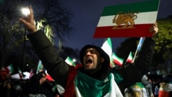 "Иранда эл жалпы колдой турган бир лидер жок"