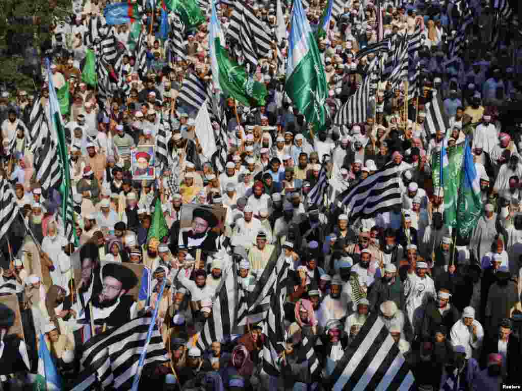 Mijëra pakistanezë mbështesin ligjin e ri për blasfemi. Foto Reuters.