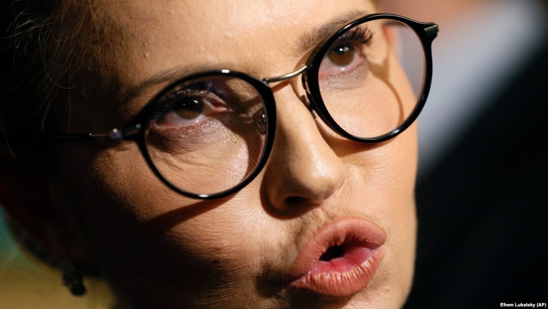 Yulia Tymoshenko's controversial comments come at a time when the former Ukrainian prime minister's ratings appear to be suffering. (file photo)