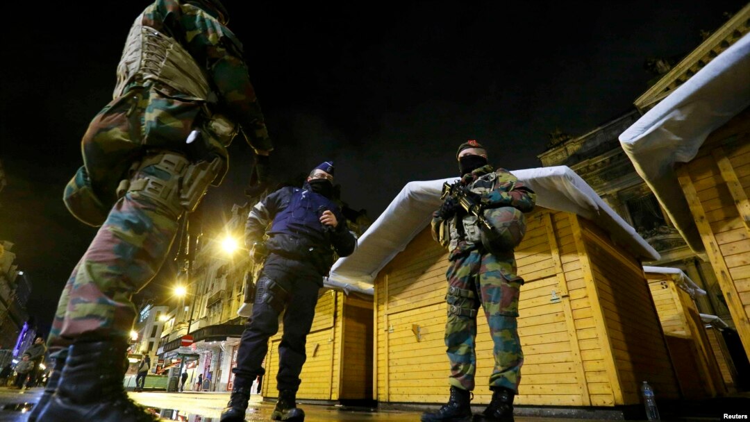 Belgian soldiers patrol in Brussels late on November 21.