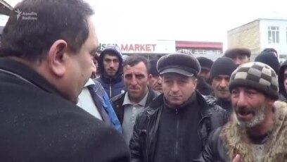 Qubada rayon rəhbərliyinin narazı sakinlərlə görüşü