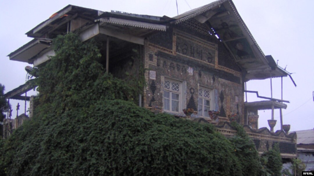 «Butulkalı ev»