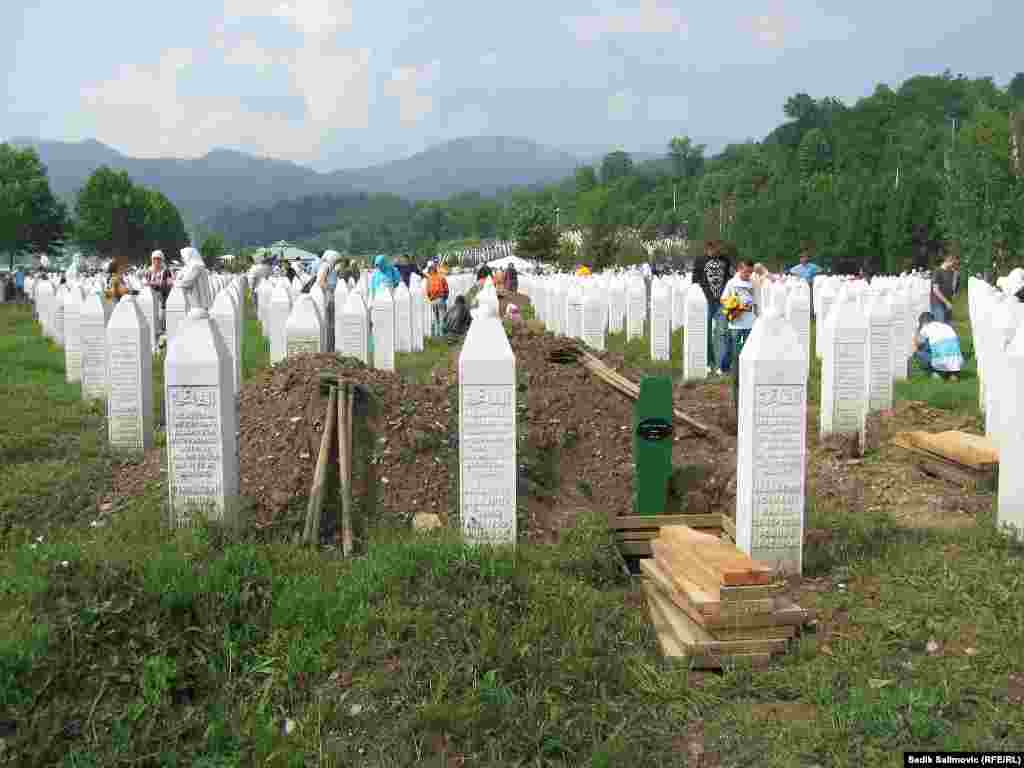 Srebrenica, 11. juli 2013. Foto: Sadik Salimović, RSE