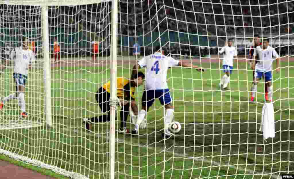 Azərbaycan 1 – 1 Belçika #14