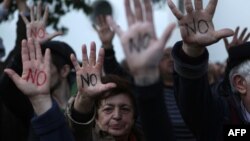 Жителі Кіпру протестують проти оподаткування депозитів, 18 березня 2013 року