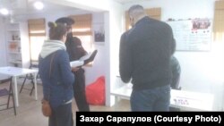 Полиция в штабе Навального в Иркутске