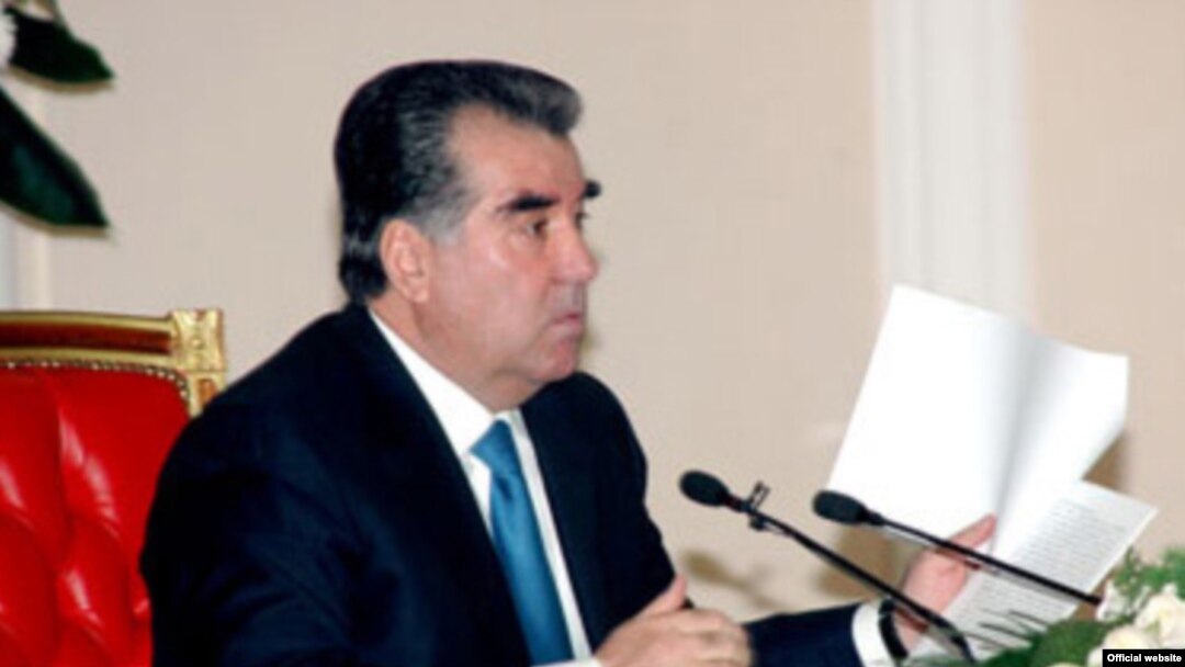 Tajik President Emomali Rahmon talked tough at his annual cabinet meeting on January 17.