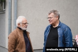 Уладзімер Мацкевіч (зьлева) і Віктар Бабарыка