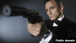 Дэниель Крейг в роли агента 007