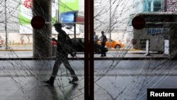 Розбите скло в аеропорту Ататюрка, Стамбул