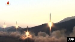 Ракетные испытания в Северной Корее. Скриншот передачи северокорейской гостелекомпании. 7 марта 2017 года.