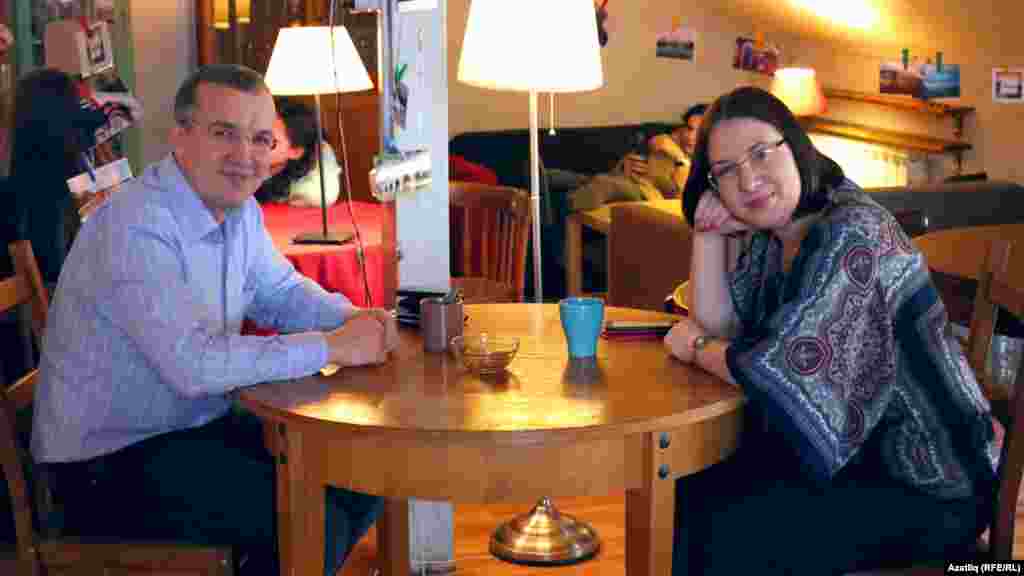 Журналист Райнур Шакир һәм блогер Алсу Исмәгыйлова