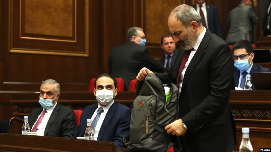 Prime Minister Nikol Pashinian and members of his government attend a parliament session in Yerevan on May 6.