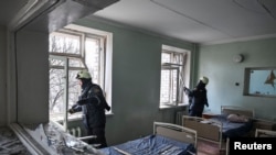 Последствия российского удара по роддому в Запорожье