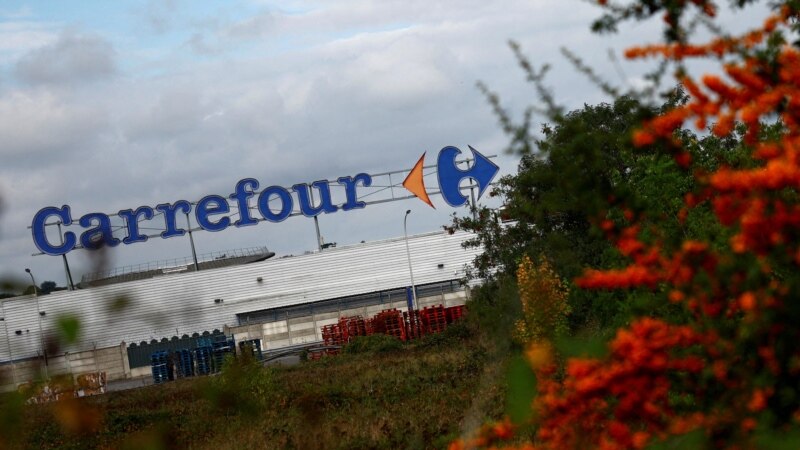 Ce ştim şi ce nu ştim despre posibila retragere a Carrefour. Specialist: O analiză de piaţă nu înseamnă din start o vânzare