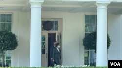 Світлана Тихановська залишає Білий дім після зустрічі з президентом США Джо Байденом, Вашингтон, 28 липня 2021 року