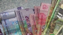 Türkmen bankomatlarynyň berýän köne manatlary alyjylar bilen satyjylaryň arasynda dartgynlylyk döredýär