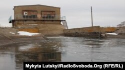 Як стверджують в «Укренерго», комунальне підприємство не допустило його працівників для забезпечення знеструмлення електроустановок