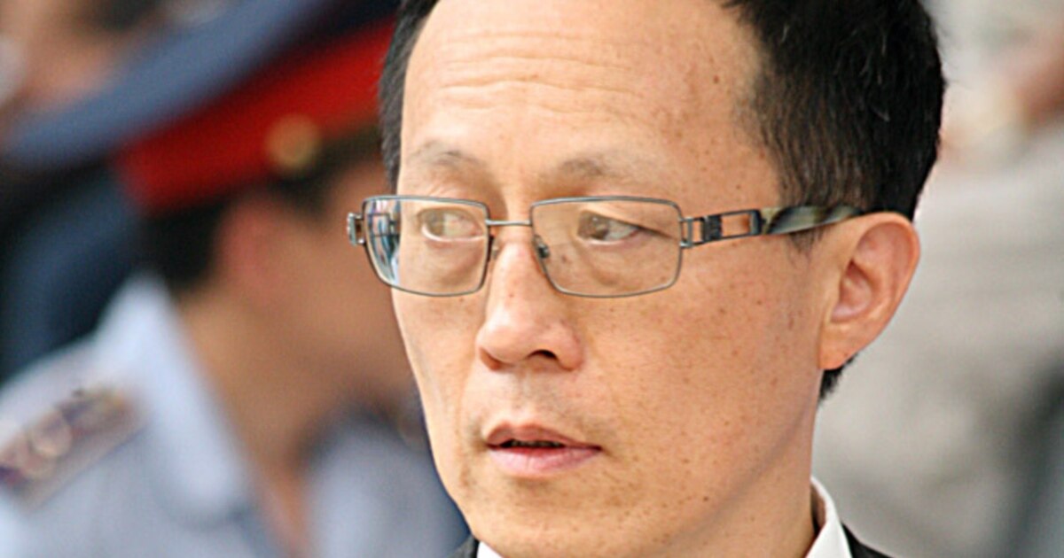 Әйелдердің созылған анустарының фотосуреттері