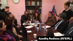 Məhbus Ailələri Koordinasiya Mərkəzi və Ziyalılar Birliyinin təşkil etdiyi tədbir.