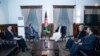 نشست استانبول؛ حنیف اتمر با سفیر ترکیه در افغانستان گفتگو کرد