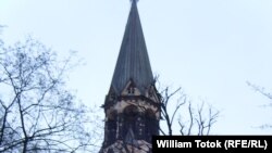 Emblema vizitei papale: Catedrala Sf. Ioan din Berlin