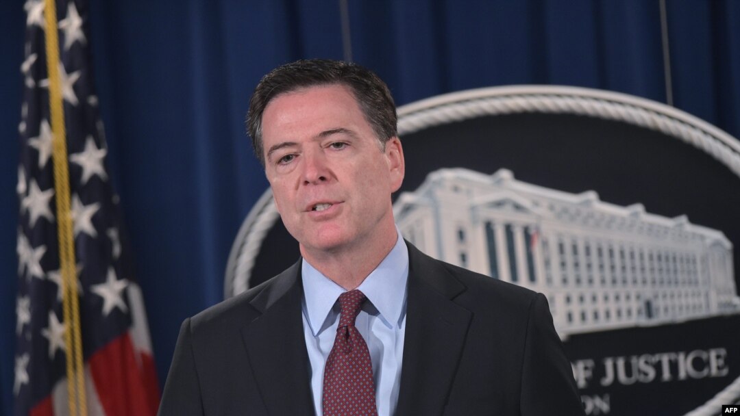 Direktor FBI Džejms Komni rekao je da su optužbe lažne i da moraju da se isprave