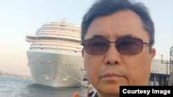 Акын Толук Бек Байзак