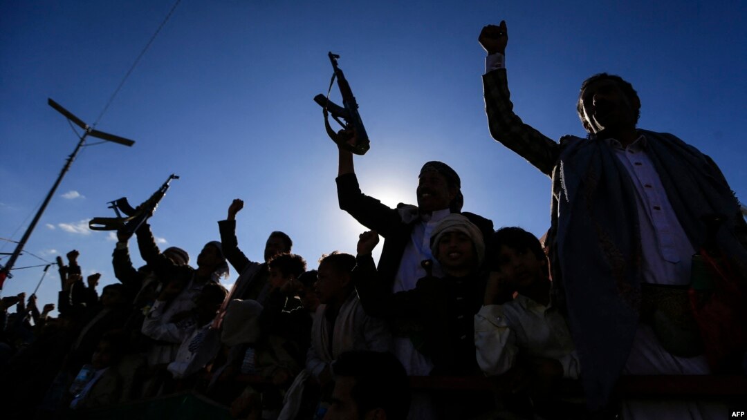 Huthi rebels rally in the Yemeni capital, Sanaa, on January 10.
