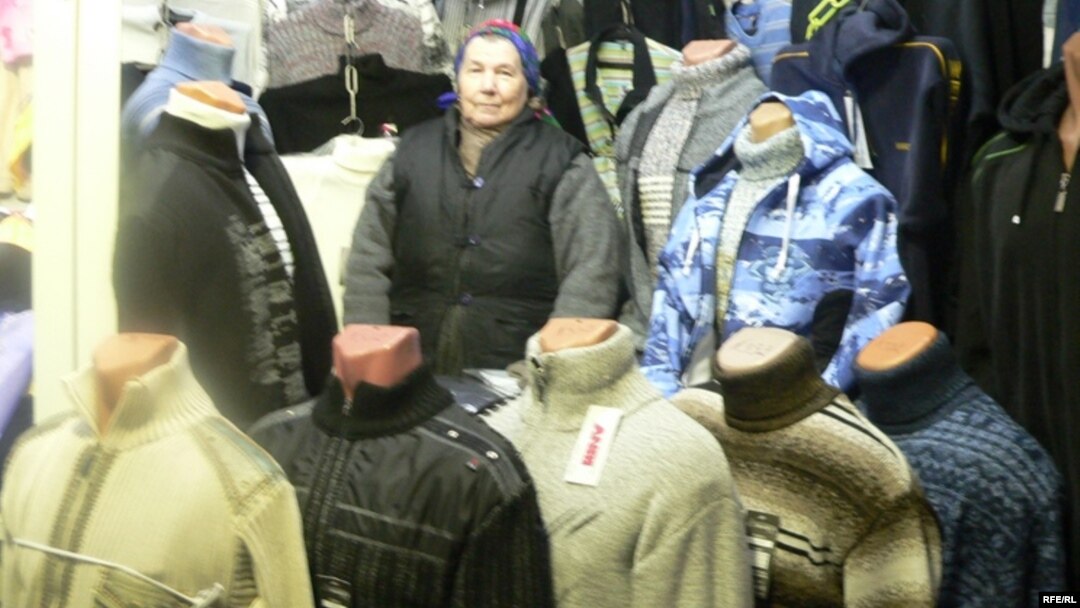Казанның Вьетнам базарында сәүдә итүче апа
