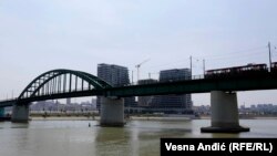Stari most na Savi u blizini "Beograda na vodi"