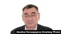 69-летний житель Алматы доктор химических наук, профессор Сапаркали Конуспаев, отец погибшего Ерлана Конуспаева.