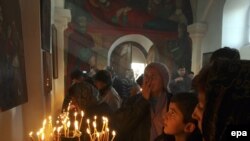 Церковь традиционно имеет самый высокий рейтинг доверия среди грузинского населения
