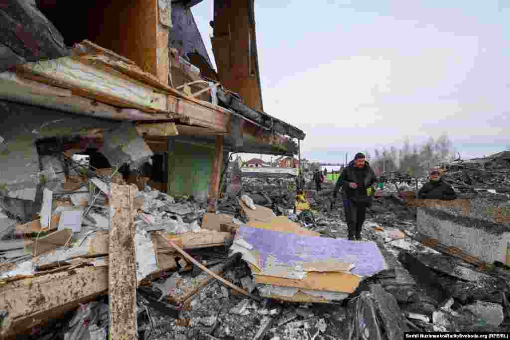 У Фастівському районі, у селі Путрівка, внаслідок обстрілу загинув чоловік