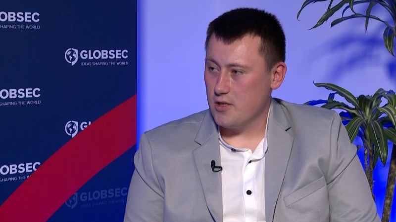 „Orosz hadihajó, húzzatok a francba”: határtalan erőszakról beszél egy volt hadifogoly a Kígyó-szigeti ukrán ellenállás után