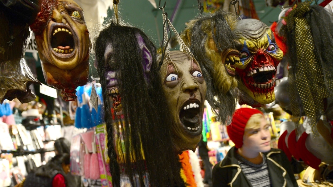 Қияр қосылған эмо порно