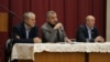 Встреча Анатолия Бибилова (в центре) с жителями Ахалгорского района