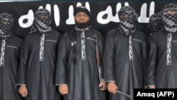 Slika navodnih izvršilaca napada u Šri Lanki koju je objavila "Islamska država"
