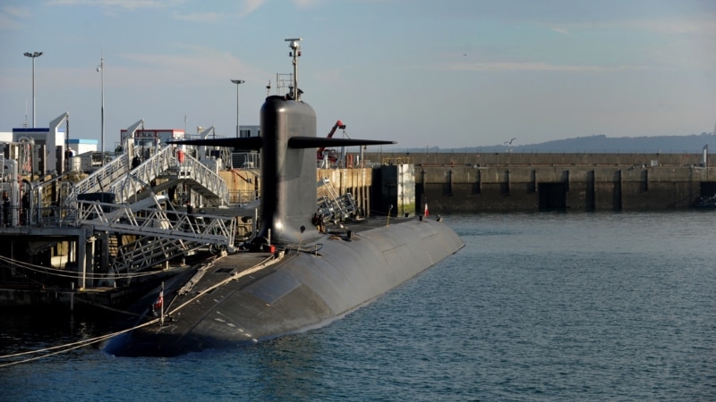 Franca heton raportimet për dronë mbi një bazë të nëndetëseve bërthamore