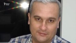 Абдуллоев гуфт, муфаттишон ӯро бо дастдарозӣ ба номуси модараш таҳдид карданд