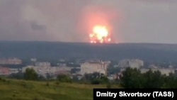 Про причини вибухів наразі не повідомляють