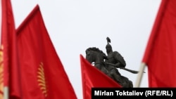 Kyrgyzstan - Flag Day of the Kyrgyz Republic in the central square in Bishkek, 04Mar2013