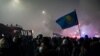 Опозиціонер Мухтар Аблязов закликає протестувальників у Казахстані не тішитися: поки, підкреслює він, Назарбаєв нікуди реально не пішов