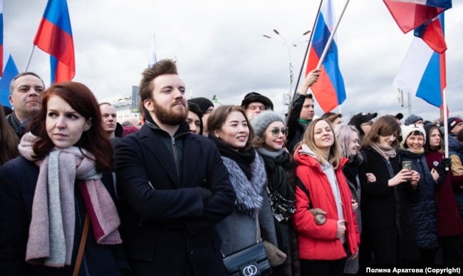 Виталий Колесников на марше Немцова. Фото Полины Аркатовой