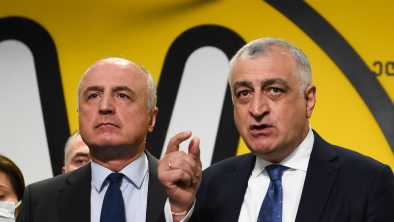 მილიონ-მილიონი ლარის გირაო დააკისრეს ხაზარაძესა და ჯაფარიძეს ახალ სისხლის სამართლის საქმეზე