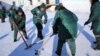 Бурятия: заключенные сыграли в хоккей швабрами